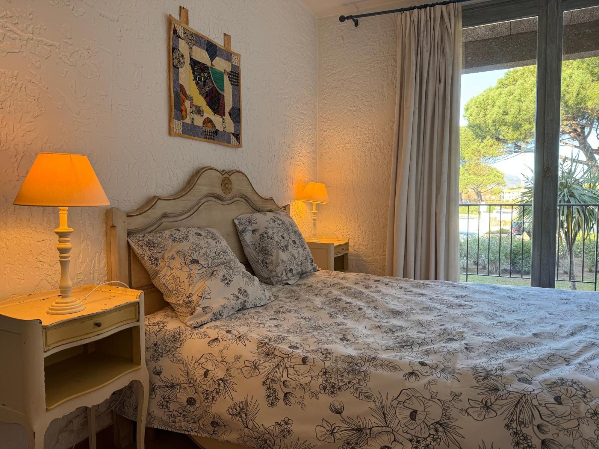 Les Marines De Cogolin Apartment ภายนอก รูปภาพ